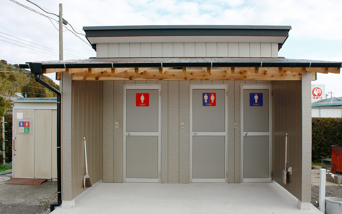 新築水洗トイレ